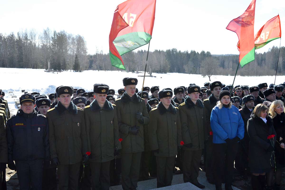 Патриотическая акция в Хатыни - в память о погибших деревнях